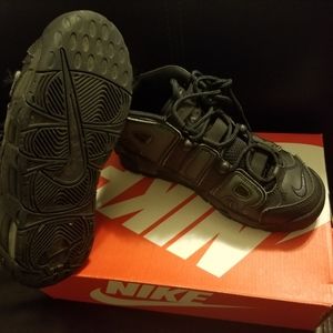 Nike Air More Uptempo Special Edition